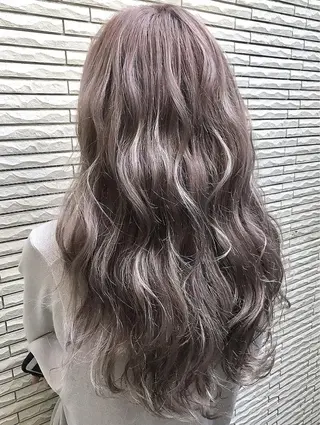 ロング カラー特化 横川　翔希のヘアスタイル