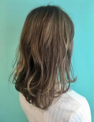 セミロング カラー 高橋友里亜 /フリーランスのヘアスタイル