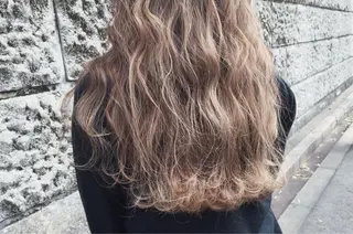 ロング カラー 🌈髪質改善カラーの 🌈坂本侑樹のヘアスタイル