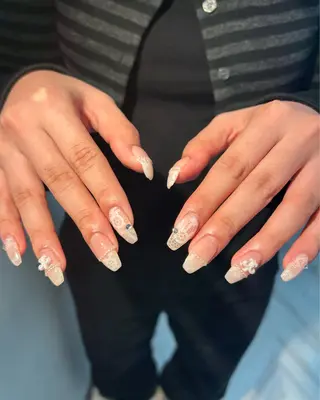 ネイル purple aster名駅店所属・purple Asterのネイルデザイン