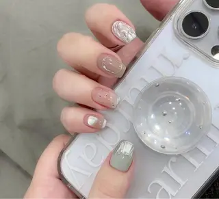 ネイル Maggie Nail🦩のネイルデザイン