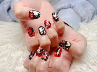 ネイル パッチリオメメ Lianaのネイルデザイン