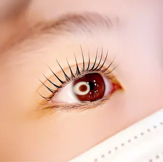 マツエク・マツパ REVIA所属・ネイル＆まつげ REVIAのマツエク・マツパデザイン