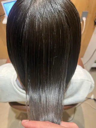 ミディアム 太田 渚遊のヘアスタイル