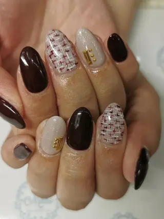 ネイル ネイルリボン 受付スタッフのネイルデザイン