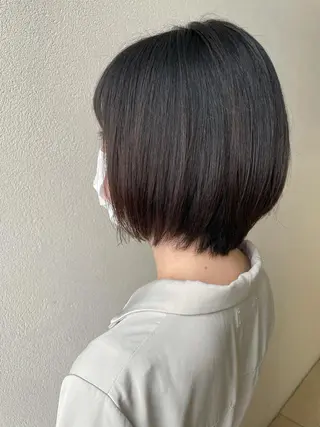 ショート 沢田 瞳のヘアスタイル