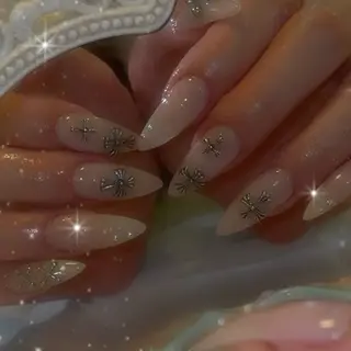 ネイル LUANA所属・LUANA ジュリのネイルデザイン