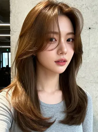 セミロング カラー 韓国レイヤーカット 🫧大阪梅田レイヤーのヘアスタイル