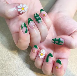 ネイル 鈴木 華乃のネイルデザイン