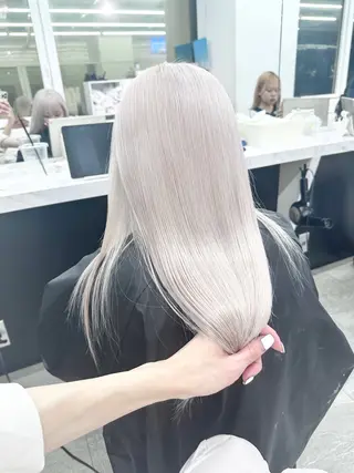 セミロング カラー ❄️💛エクステ ブリーチ❄️yukiのヘアスタイル