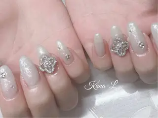 ネイル 芦辺 香奈のネイルデザイン