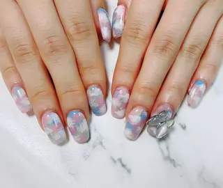 ロング カラー ネイル Q Free nailsのネイルデザイン
