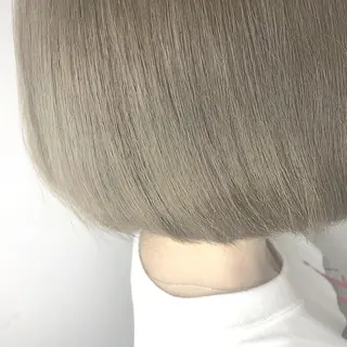 ショート カラー カラーサロン ビスカリアのヘアスタイル