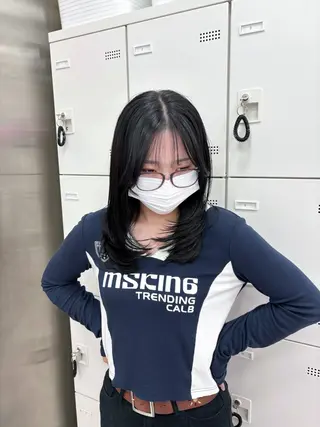 セミロング カラー 表参道ハッシュカット レイヤー/リノンのヘアスタイル