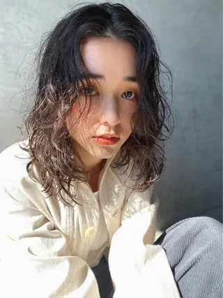 ミディアム ému エミュ　hair &spa所属・近藤 みゅうまのヘアスタイル