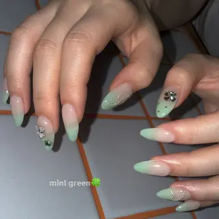 ネイル nailstudio MARUのネイルデザイン