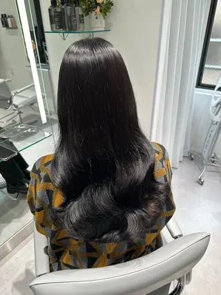 ロング 横山 菜摘のヘアスタイル