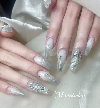 ネイル M🌷nail 長さだし専門店のネイルデザイン