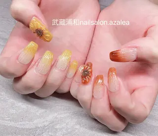 ネイル R inのネイルデザイン