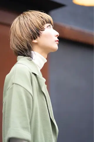 ショート カラー 🌈圧倒的デザイン力 内井省吾のヘアスタイル