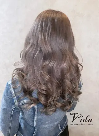 セミロング カラー 工藤 綾華のヘアスタイル