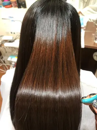 セミロング 勝沼 佑季のヘアスタイル