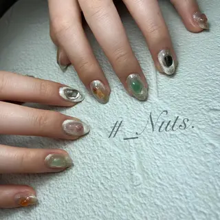 ネイル 土居 夏美のマツエク・マツパデザイン