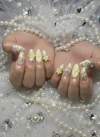 ネイル 24時間営業 UNABOMBAのネイルデザイン