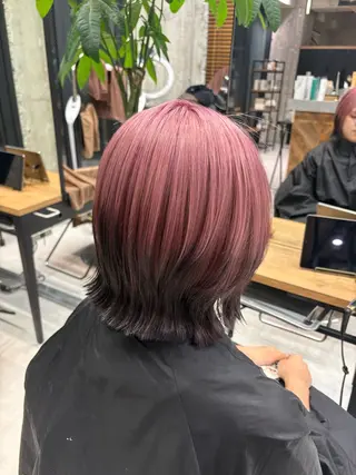 ショート カラー KAEDE🌺Wカ ラー/ホワイトカラーのヘアスタイル