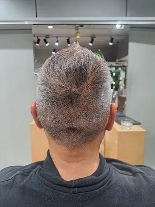 ショート ヘアーラウンジ エゴ(Hair Lounge EGO)Hair Lounge EGO　武蔵新城店所属・クボ タのヘアスタイル