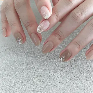 ネイル MAXKELLY 恵比寿所属・maxkelly 恵比寿　オカモトのネイルデザイン