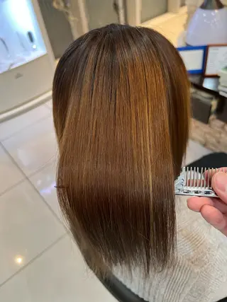 ミディアム 福岡縮毛矯正✨️ ストレート 向井和輝のヘアスタイル