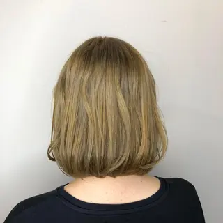 カラー 外ハネボブ♡ YUIのヘアスタイル