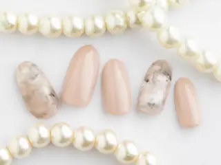 ネイル 💗🪽Tiary Nail🪽💗のネイルデザイン