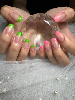 ミディアム forR's AIKAのネイルデザイン