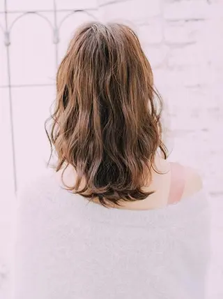 セミロング カラー特化サロン ピリナ相武台前のヘアスタイル