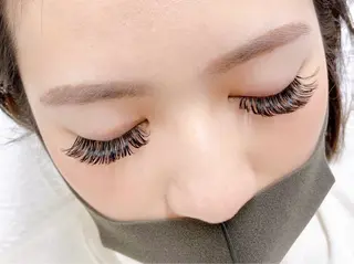 マツエク・マツパ パンダ ネイルのネイルデザイン