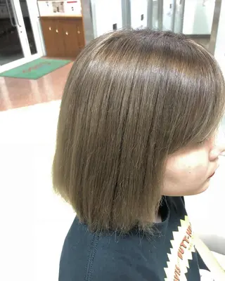 ミディアム カラー Snaly カラー特化ページのヘアスタイル