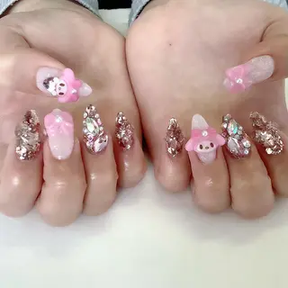 ネイル 💎🐰 saki. m 🐰💎のネイルデザイン