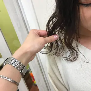 ミディアム カラー ヨシダ トオルのヘアスタイル