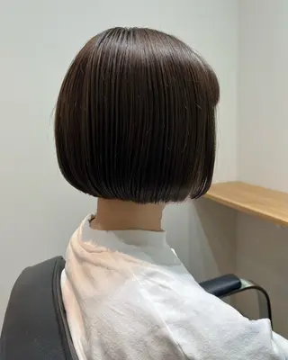 ショート china/ボブ /ブリーチカラーのヘアスタイル