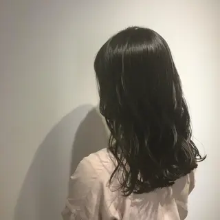 ロング カラー しのはら まどかのヘアスタイル