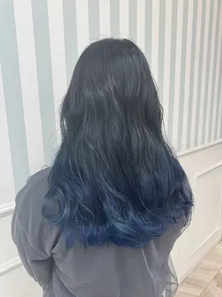 セミロング ブリーチカラー✨ 駒場　笙のヘアスタイル