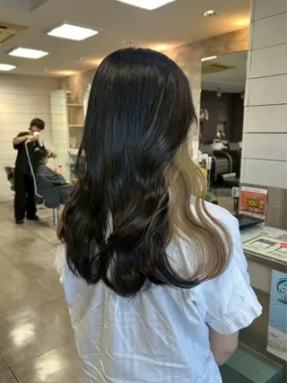 カラー ハイトーンカラー✨ 慶田玲和のヘアスタイル