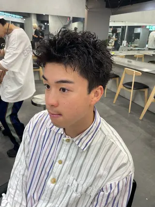 ショート パーマ fifth リュウセイのヘアスタイル