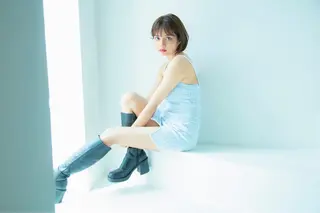 ショート レイヤーカット /透明感カラー西田のヘアスタイル