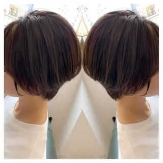 ショート カラー 村山 茉衣のヘアスタイル