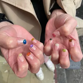 ネイル ﾔｽﾀﾞ ﾐﾅのネイルデザイン