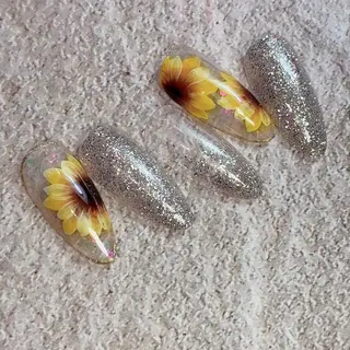 ネイル -nailroom- familiaのネイルデザイン