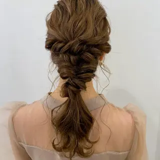 ヘアアレンジ clan en所属・clan .のヘアスタイル